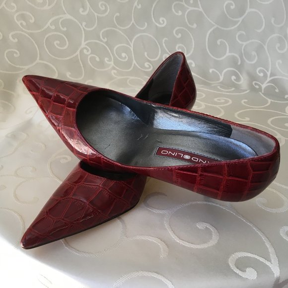 Bandolino Gorgeous deep red, patent shoes, pumps - Picture 1 of 4